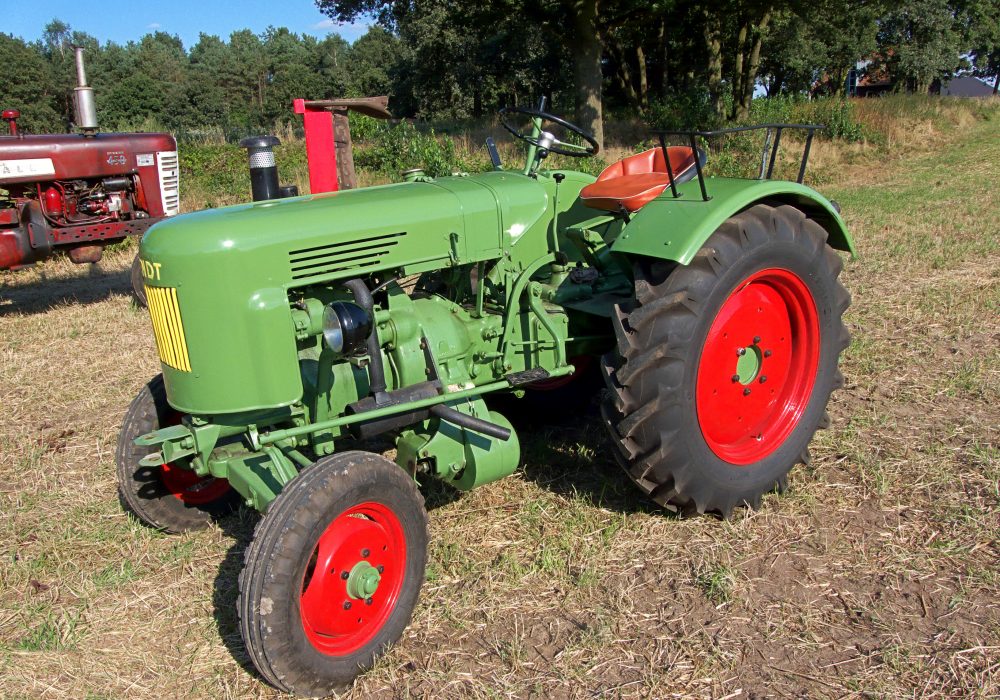 Tractor_Fendt_Dieselross_(1)